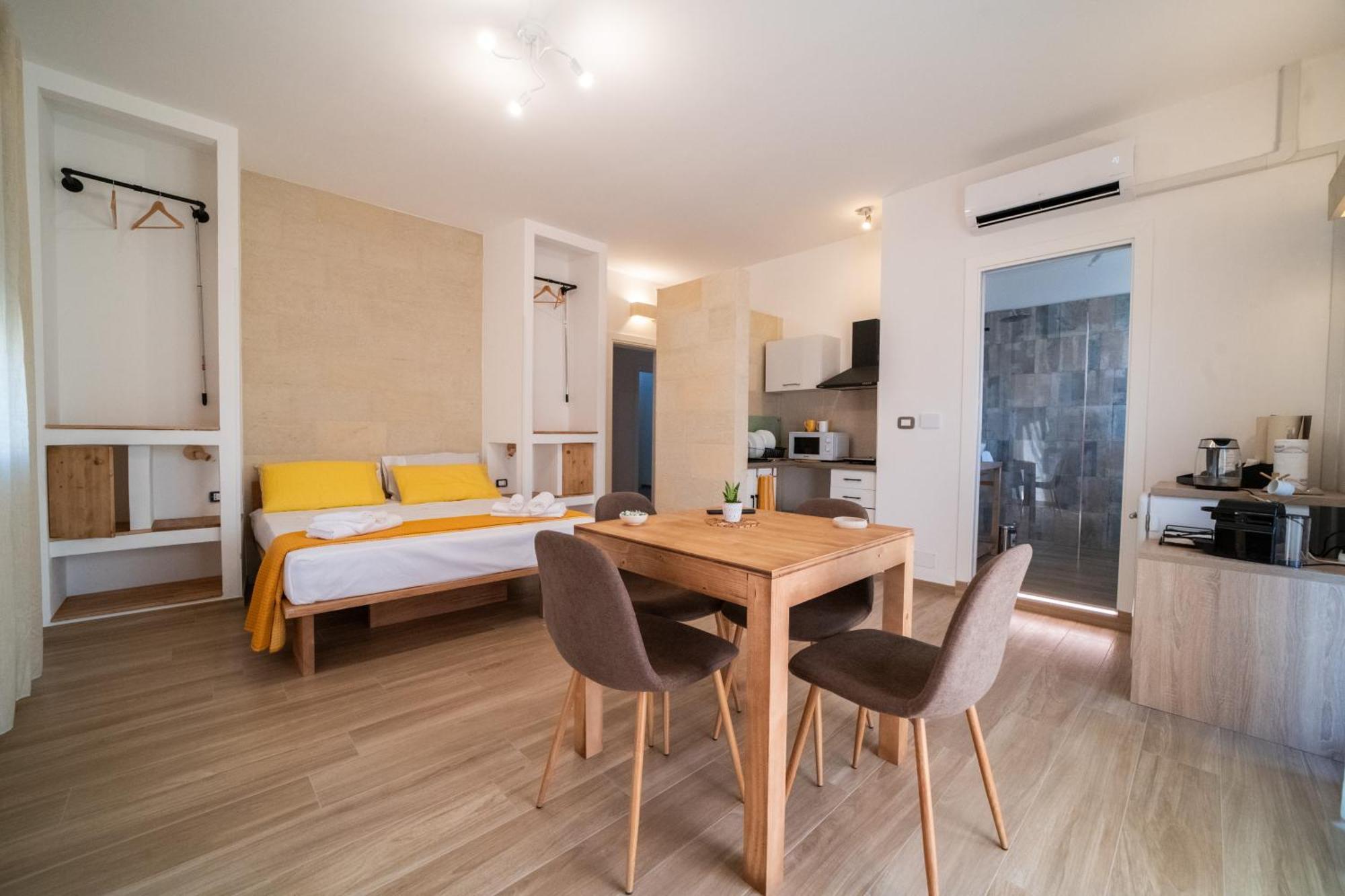 Bed and Breakfast Pietra Bianca Cutrofiano Esterno foto